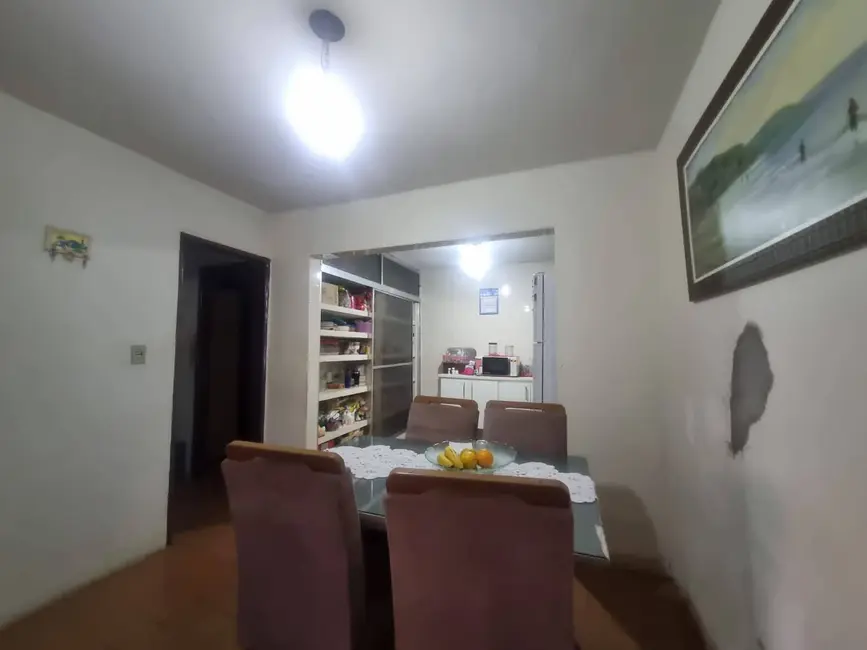 Foto 4 de Casa com 3 quartos à venda, 250m2 em Antônio Zanaga, Americana - SP