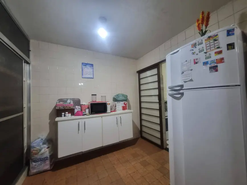 Foto 5 de Casa com 3 quartos à venda, 250m2 em Antônio Zanaga, Americana - SP