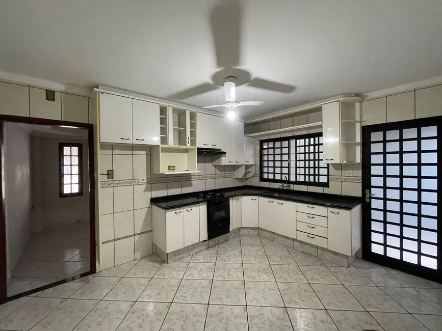 Foto 4 de Casa com 3 quartos à venda, 155m2 em Parque Residencial Jaguari, Americana - SP