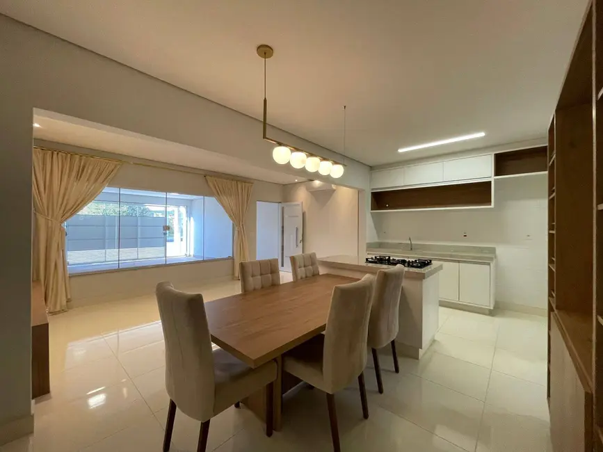 Foto 2 de Casa com 3 quartos à venda, 150m2 em Parque Residencial Jaguari, Americana - SP