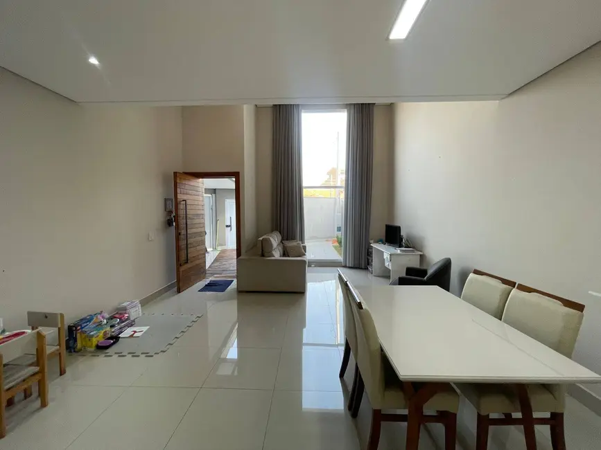 Foto 2 de Casa com 3 quartos à venda, 1545519m2 em Jardim Esplanada, Americana - SP