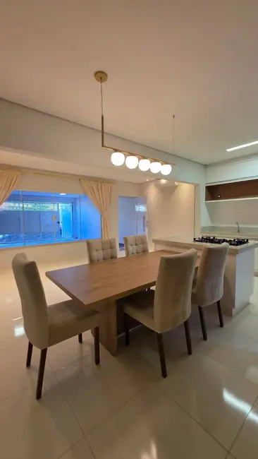 Casa com 3 quartos à venda, 150m2 em Parque Residencial Jaguari, Americana - SP - imagem 5 Foto 5 de Casa com 3 quartos à venda, 150m2 em Parque Residencial Jaguari, Americana - SP