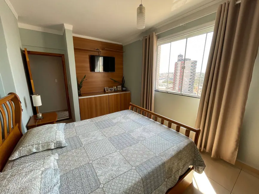 Foto 6 de Apartamento com 2 quartos à venda, 137m2 em Centro, Americana - SP