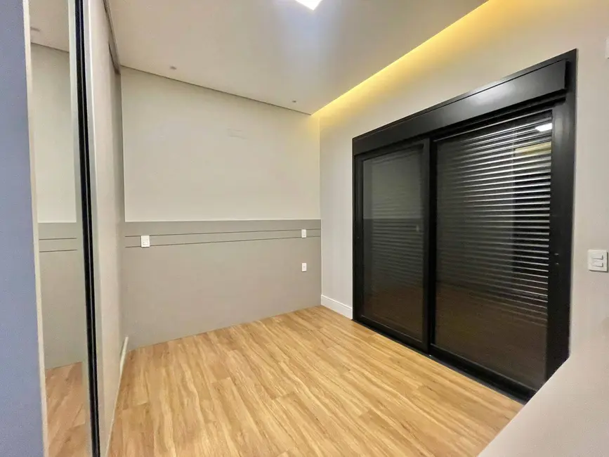 Foto 14 de Casa à venda, 429m2 em Vila Cordenonsi, Americana - SP