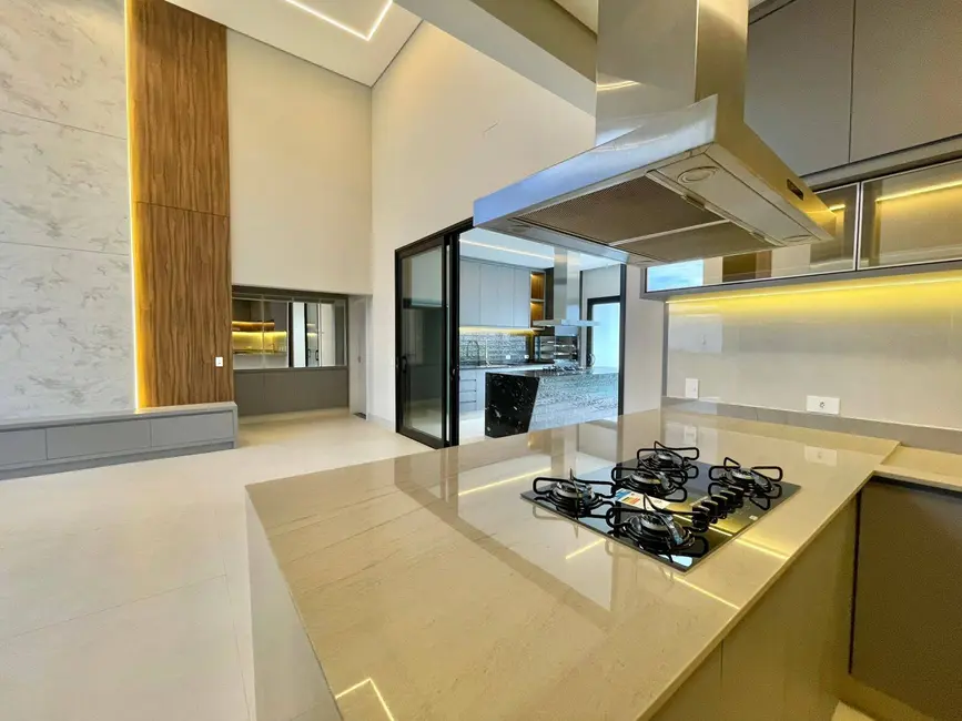 Foto 7 de Casa à venda, 429m2 em Vila Cordenonsi, Americana - SP