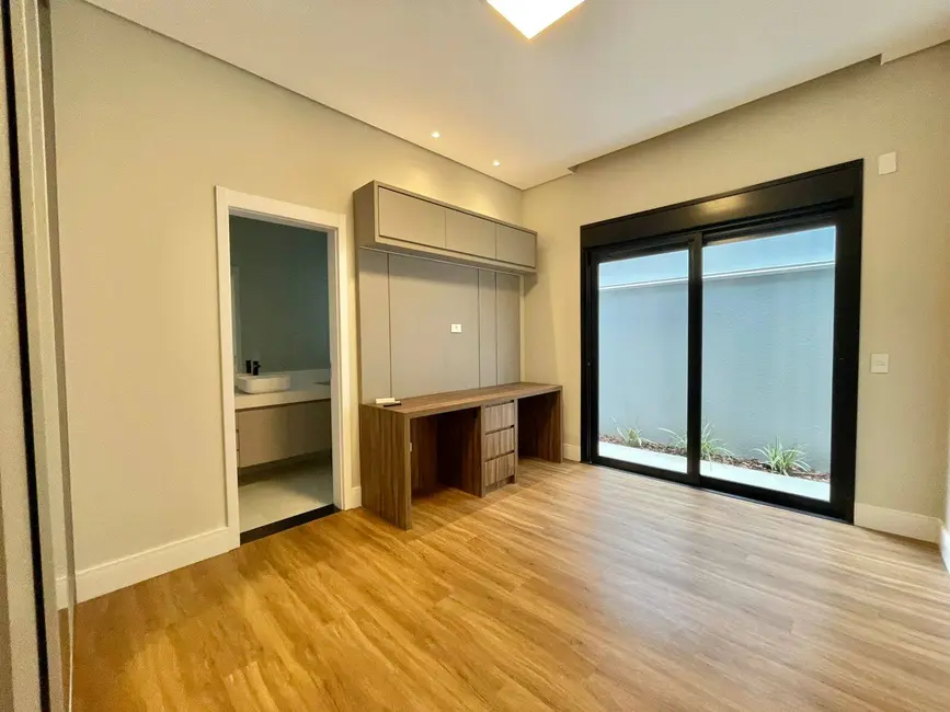 Foto 13 de Casa à venda, 429m2 em Vila Cordenonsi, Americana - SP