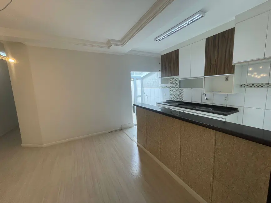 Foto 2 de Casa com 3 quartos à venda, 180m2 em Vila Belvedere, Americana - SP