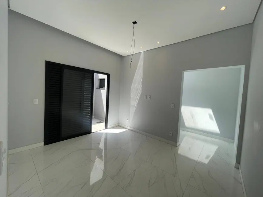 Casa com 3 quartos à venda, 160m2 em Loteamento Residencial Jardim Jacyra, Americana - SP - imagem 6 Foto 6 de Casa com 3 quartos à venda, 160m2 em Loteamento Residencial Jardim Jacyra, Americana - SP