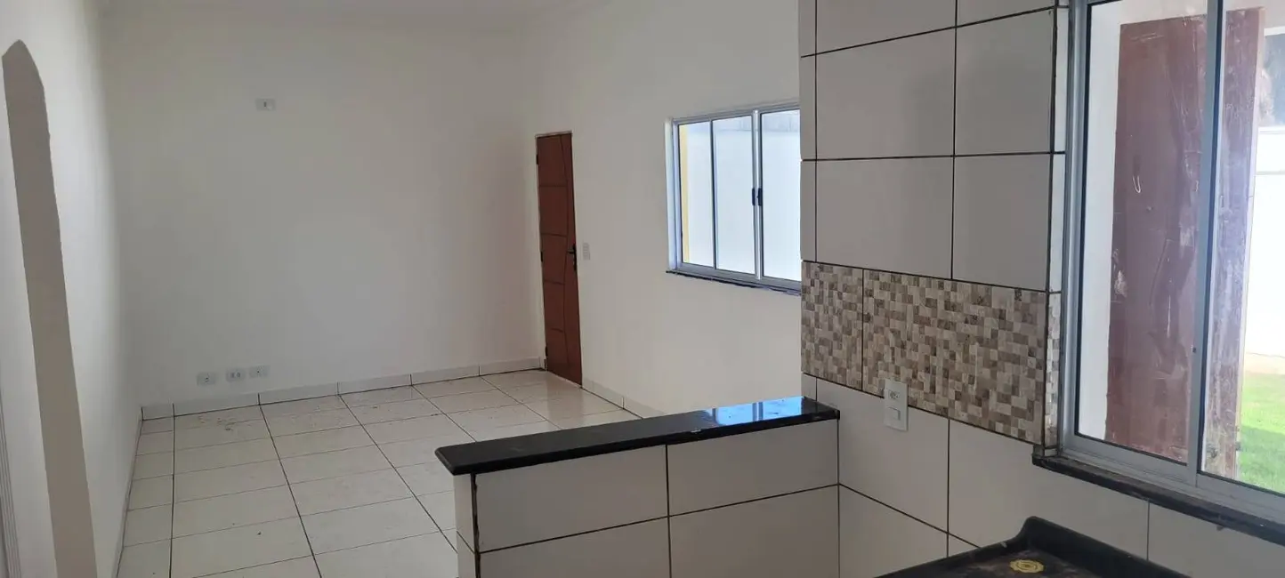 Foto 4 de Casa com 2 quartos à venda, 150m2 em Balneário Salto Grande, Americana - SP