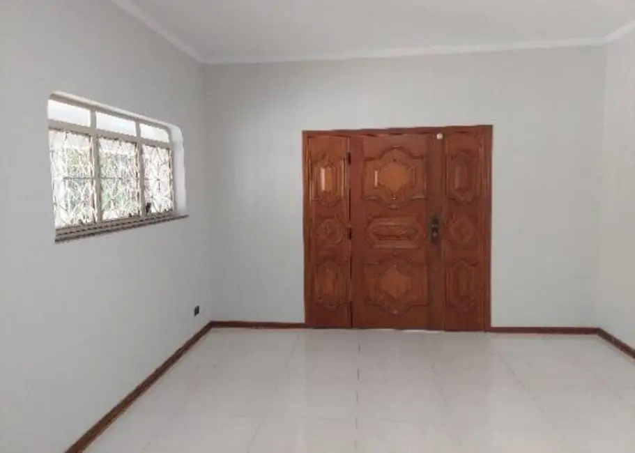 Foto 14 de Casa à venda, 330m2 em Vila Medon, Americana - SP