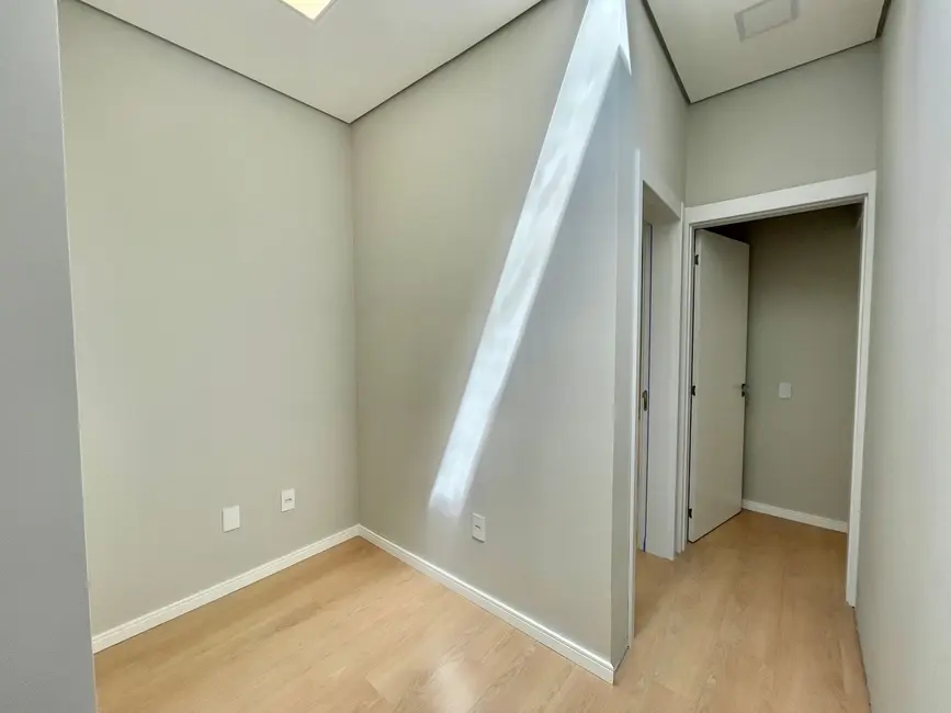 Foto 5 de Casa com 3 quartos à venda, 205m2 em Parque Residencial Nardini, Americana - SP