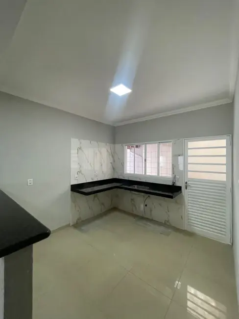 Foto 3 de Casa com 3 quartos à venda, 250m2 em Jardim Souza Queiroz, Santa Bárbara D`Oeste - SP
