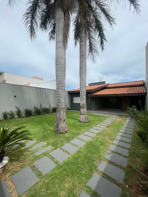 Foto 1 de Casa com 3 quartos à venda, 250m2 em Jardim Souza Queiroz, Santa Bárbara D`Oeste - SP