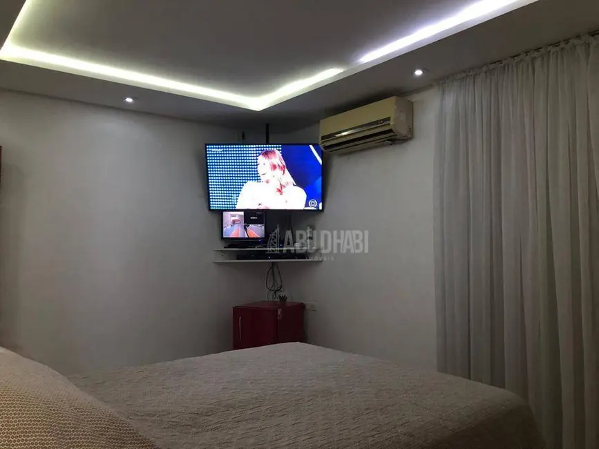 Sobrado com 4 quartos à venda, 218m2 em Boqueirão, Praia Grande - SP - imagem 4 Foto 4 de Sobrado com 4 quartos à venda, 218m2 em Boqueirão, Praia Grande - SP