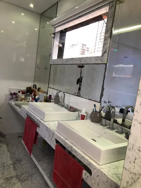 Sobrado com 4 quartos à venda, 218m2 em Boqueirão, Praia Grande - SP - imagem 7 Foto 7 de Sobrado com 4 quartos à venda, 218m2 em Boqueirão, Praia Grande - SP