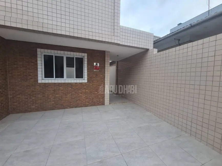 Foto 2 de Casa com 2 quartos à venda, 148m2 em Encruzilhada, Santos - SP