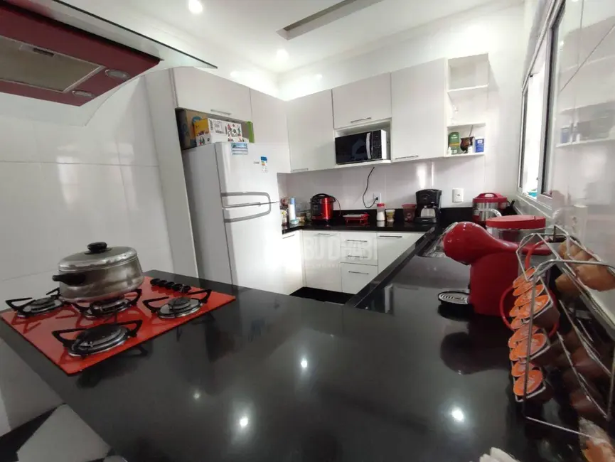 Casa com 3 quartos à venda, 570m2 em Praia Grande - SP - imagem 8 Foto 8 de Casa com 3 quartos à venda, 570m2 em Praia Grande - SP