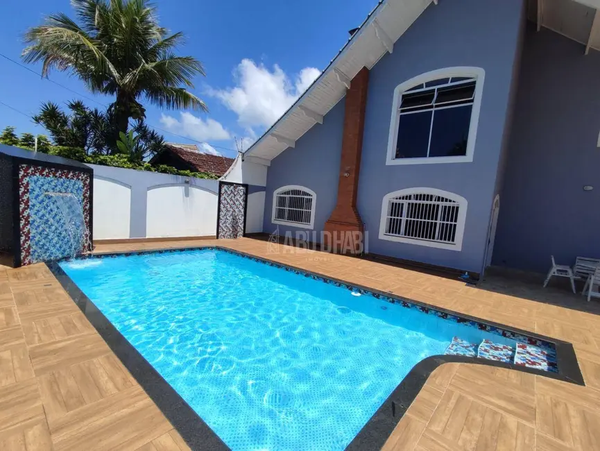 Casa com 3 quartos à venda, 570m2 em Praia Grande - SP - imagem 2 Foto 2 de Casa com 3 quartos à venda, 570m2 em Praia Grande - SP