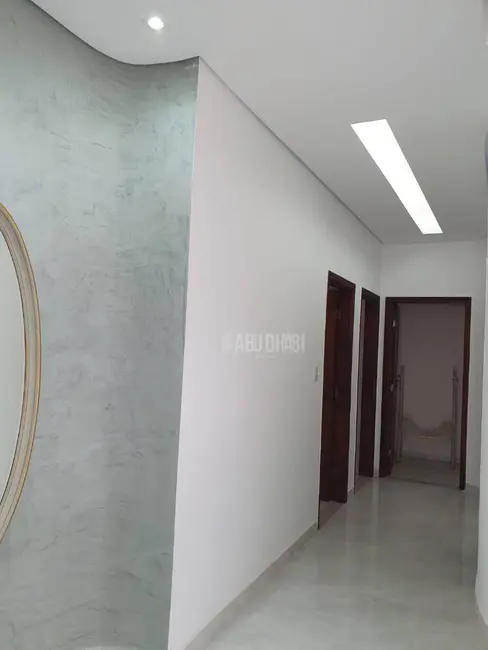 Casa com 3 quartos à venda, 560m2 em Canto do Forte, Praia Grande - SP - imagem 9 Foto 9 de Casa com 3 quartos à venda, 560m2 em Canto do Forte, Praia Grande - SP