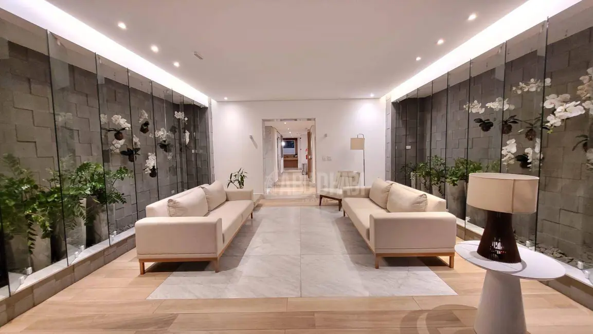 Apartamento com 2 quartos à venda, 110m2 em Canto do Forte, Praia Grande - SP - imagem 3 Foto 3 de Apartamento com 2 quartos à venda, 110m2 em Canto do Forte, Praia Grande - SP