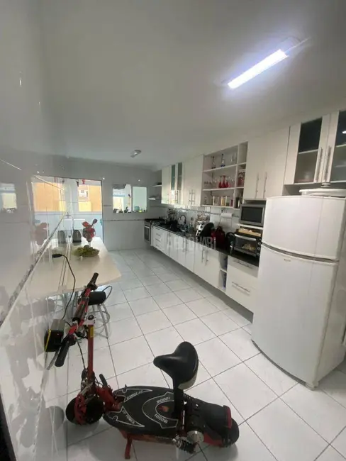 Foto 6 de Apartamento com 2 quartos à venda, 130m2 em Tupi, Praia Grande - SP