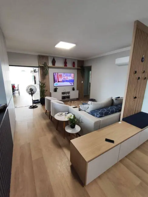 Foto 5 de Apartamento com 3 quartos à venda, 175m2 em Tupi, Praia Grande - SP