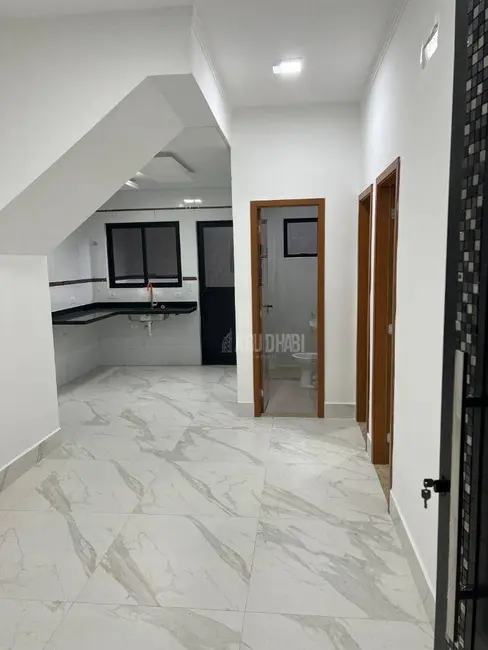Foto 1 de Casa de Condomínio com 2 quartos à venda, 48m2 em Maracanã, Praia Grande - SP