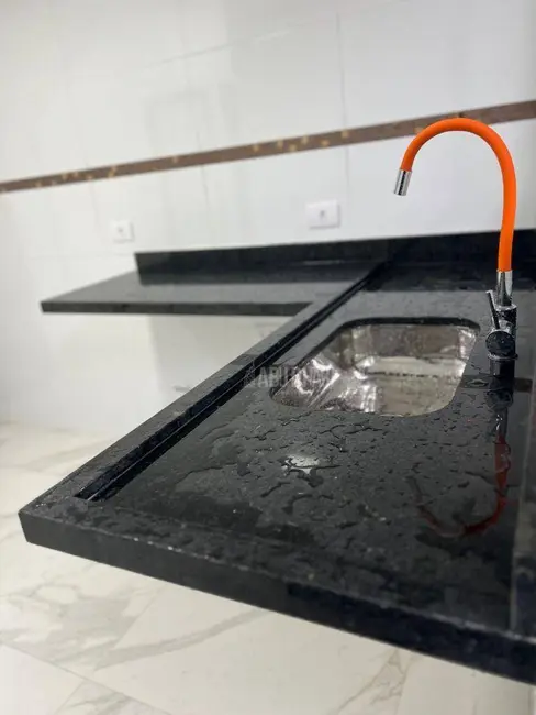 Foto 5 de Casa de Condomínio com 2 quartos à venda, 48m2 em Maracanã, Praia Grande - SP