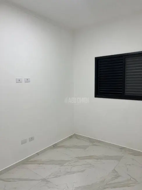 Foto 8 de Casa de Condomínio com 2 quartos à venda, 48m2 em Maracanã, Praia Grande - SP