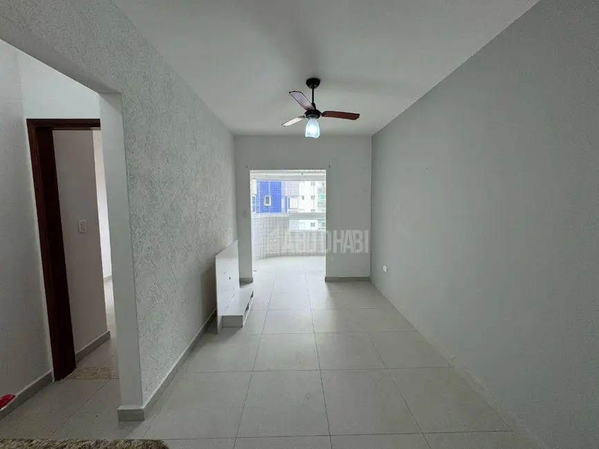 Foto 4 de Apartamento com 1 quarto à venda, 42m2 em Maracanã, Praia Grande - SP