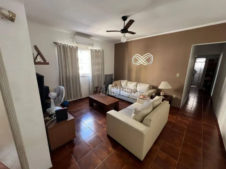 Foto 1 de Apartamento com 2 quartos à venda, 69m2 em Canto do Forte, Praia Grande - SP
