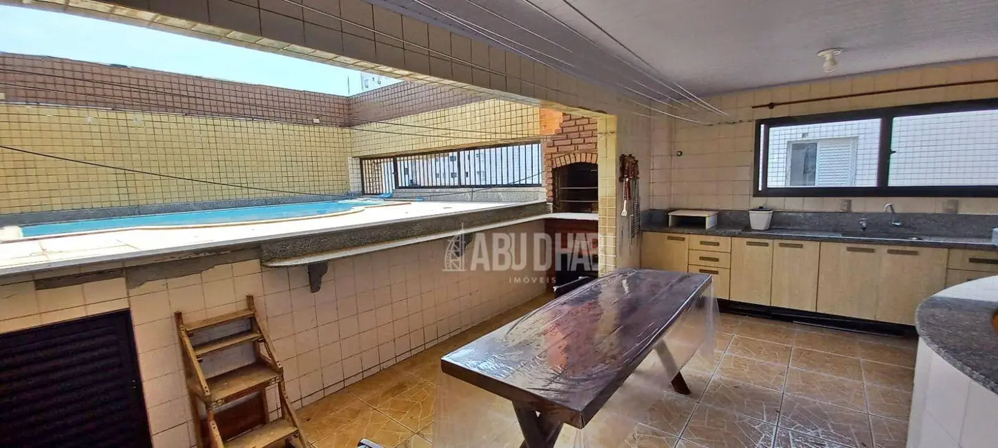 Foto 1 de Cobertura com 4 quartos à venda, 562m2 em Praia Grande - SP