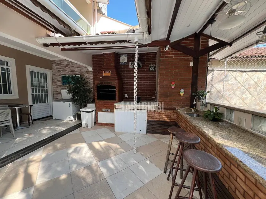 Foto 9 de Casa com 3 quartos à venda, 180m2 em Canto do Forte, Praia Grande - SP