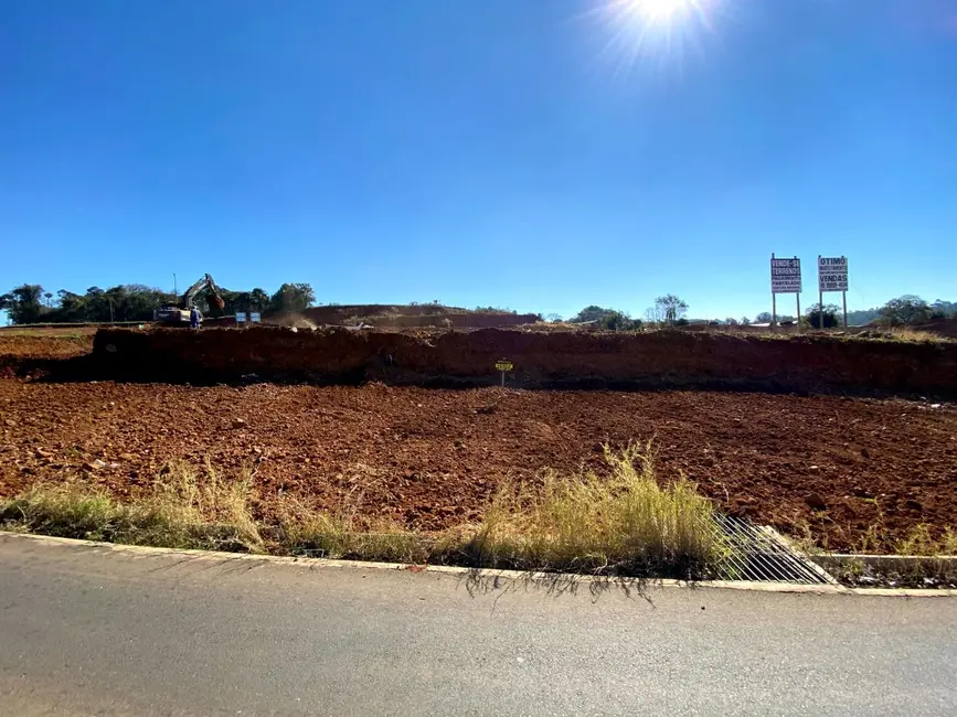 Foto 2 de Terreno / Lote à venda, 2041m2 em Sao Lourenco Do Oeste - SC