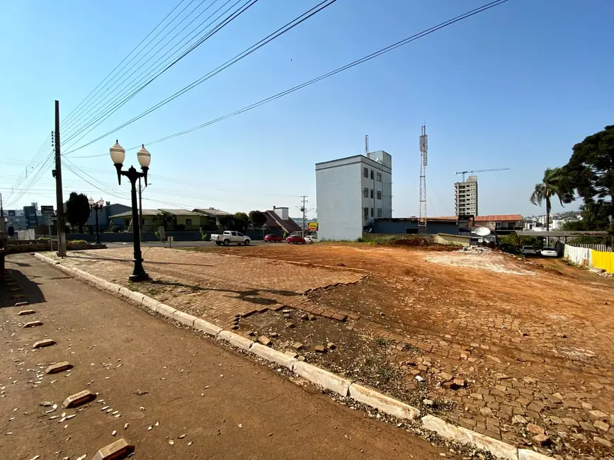 Foto 1 de Terreno / Lote à venda, 500m2 em Centro, Sao Lourenco Do Oeste - SC