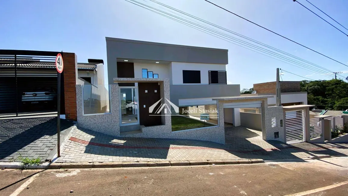 Sobrado com 3 quartos à venda, 430m2 em Sao Lourenco Do Oeste - SC - imagem 3 Foto 3 de Sobrado com 3 quartos à venda, 430m2 em Sao Lourenco Do Oeste - SC