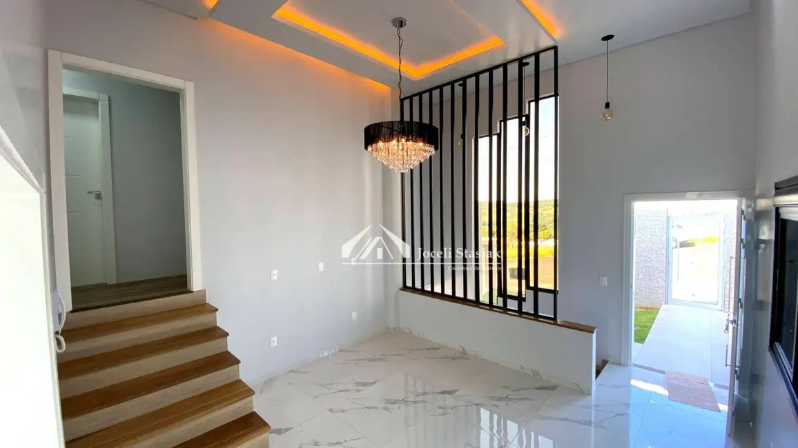 Sobrado com 3 quartos à venda, 430m2 em Sao Lourenco Do Oeste - SC - imagem 9 Foto 9 de Sobrado com 3 quartos à venda, 430m2 em Sao Lourenco Do Oeste - SC