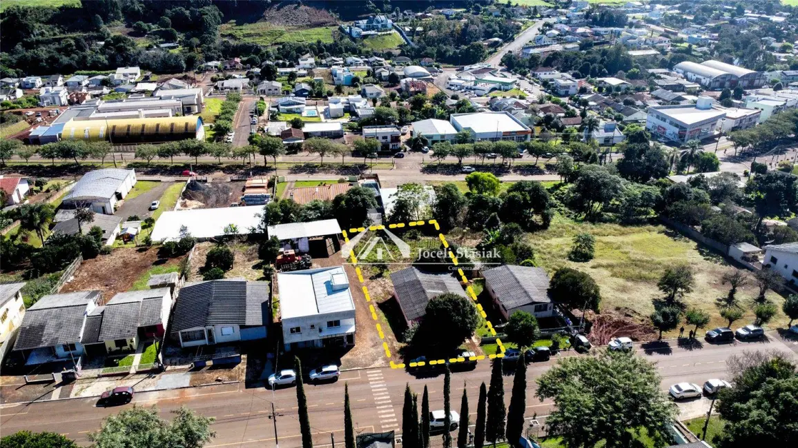 Casa com 2 quartos à venda, 750m2 em Centro, Vitorino - PR - imagem 7 Foto 7 de Casa com 2 quartos à venda, 750m2 em Centro, Vitorino - PR