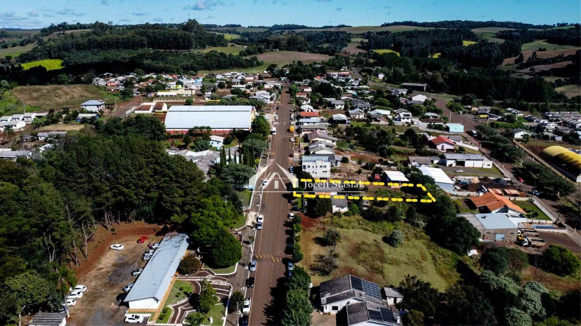 Casa com 2 quartos à venda, 750m2 em Centro, Vitorino - PR - imagem 8 Foto 8 de Casa com 2 quartos à venda, 750m2 em Centro, Vitorino - PR