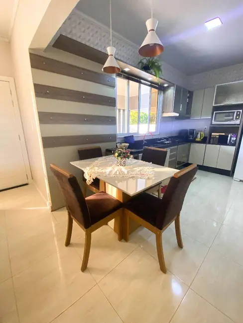 Foto 6 de Casa com 3 quartos à venda, 360m2 em Vitorino - PR