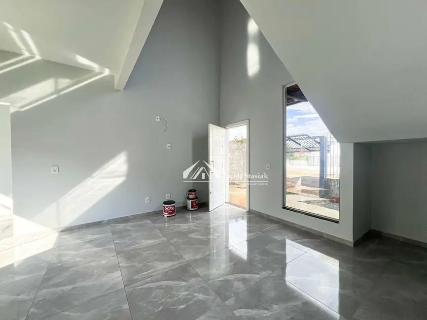 Sobrado com 2 quartos à venda, 180m2 em Sao Lourenco Do Oeste - SC - imagem 8 Foto 8 de Sobrado com 2 quartos à venda, 180m2 em Sao Lourenco Do Oeste - SC