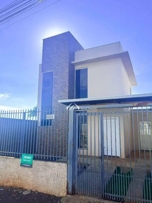 Sobrado com 2 quartos à venda, 180m2 em Sao Lourenco Do Oeste - SC - imagem 3 Foto 3 de Sobrado com 2 quartos à venda, 180m2 em Sao Lourenco Do Oeste - SC