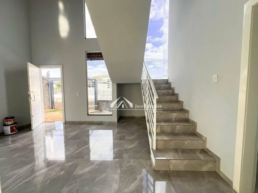 Sobrado com 2 quartos à venda, 180m2 em Sao Lourenco Do Oeste - SC - imagem 6 Foto 6 de Sobrado com 2 quartos à venda, 180m2 em Sao Lourenco Do Oeste - SC