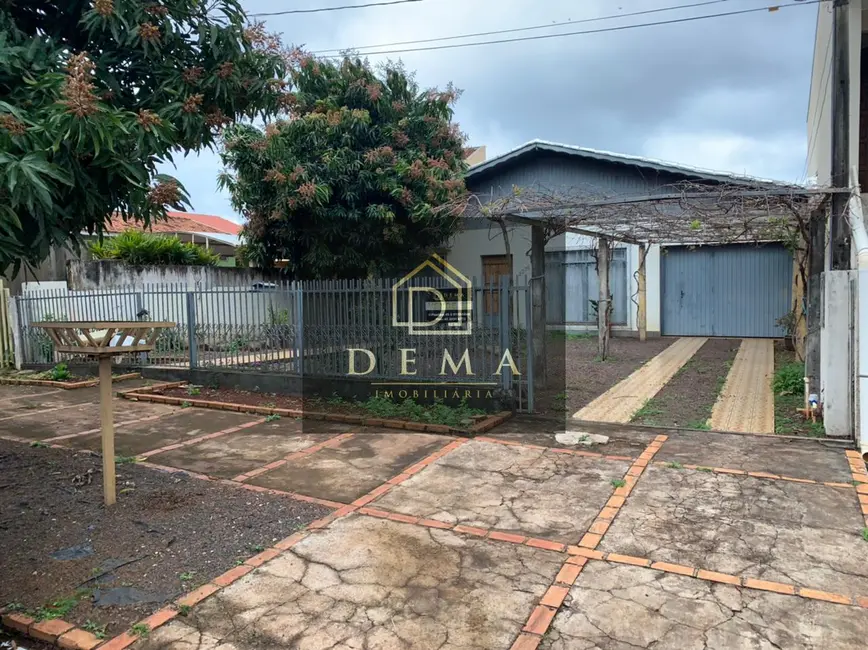 Foto 2 de Casa com 2 quartos à venda, 134m2 em Jardim La Salle, Toledo - PR