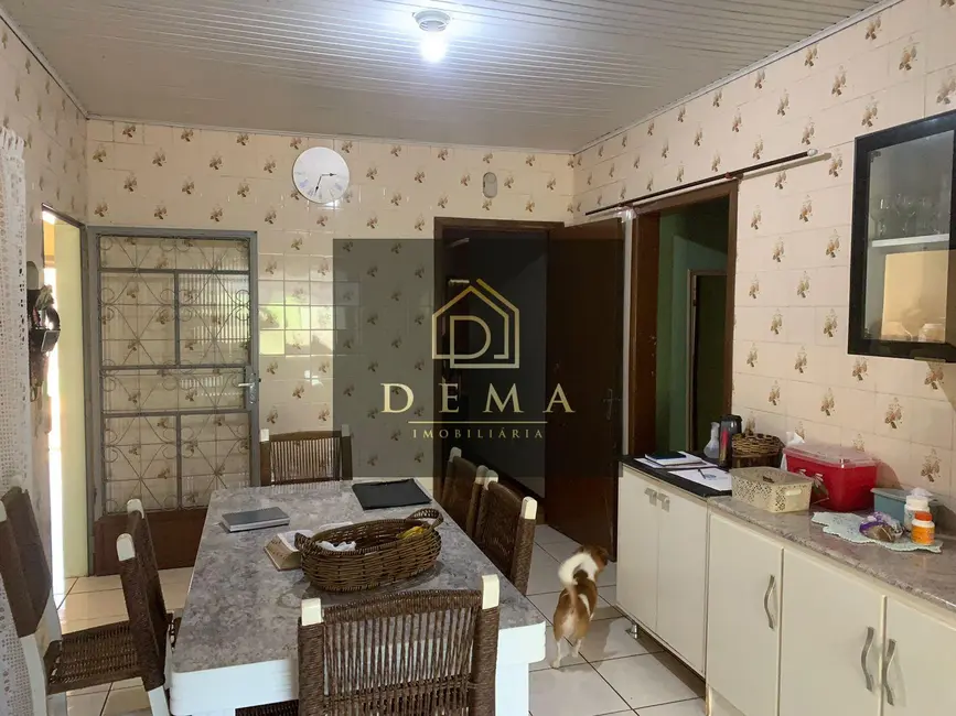 Casa com 2 quartos à venda, 134m2 em Jardim La Salle, Toledo - PR - imagem 7 Foto 7 de Casa com 2 quartos à venda, 134m2 em Jardim La Salle, Toledo - PR