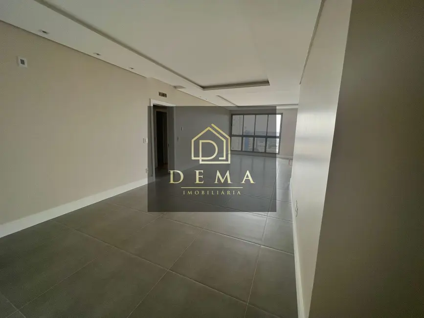 Apartamento com 3 quartos à venda, 129m2 em Centro, Toledo - PR - imagem 5 Foto 5 de Apartamento com 3 quartos à venda, 129m2 em Centro, Toledo - PR