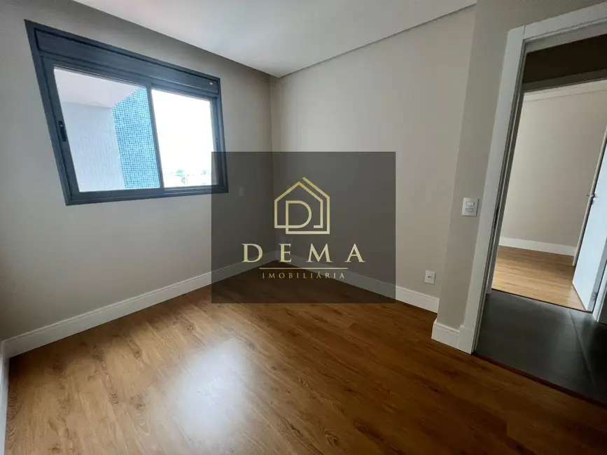 Apartamento com 3 quartos à venda, 129m2 em Centro, Toledo - PR - imagem 8 Foto 8 de Apartamento com 3 quartos à venda, 129m2 em Centro, Toledo - PR