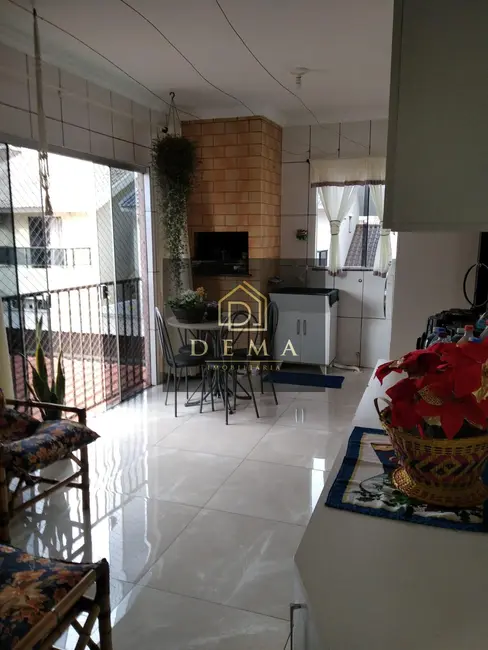 Apartamento com 2 quartos à venda, 121m2 em Jardim Gisela, Toledo - PR - imagem 9 Foto 9 de Apartamento com 2 quartos à venda, 121m2 em Jardim Gisela, Toledo - PR