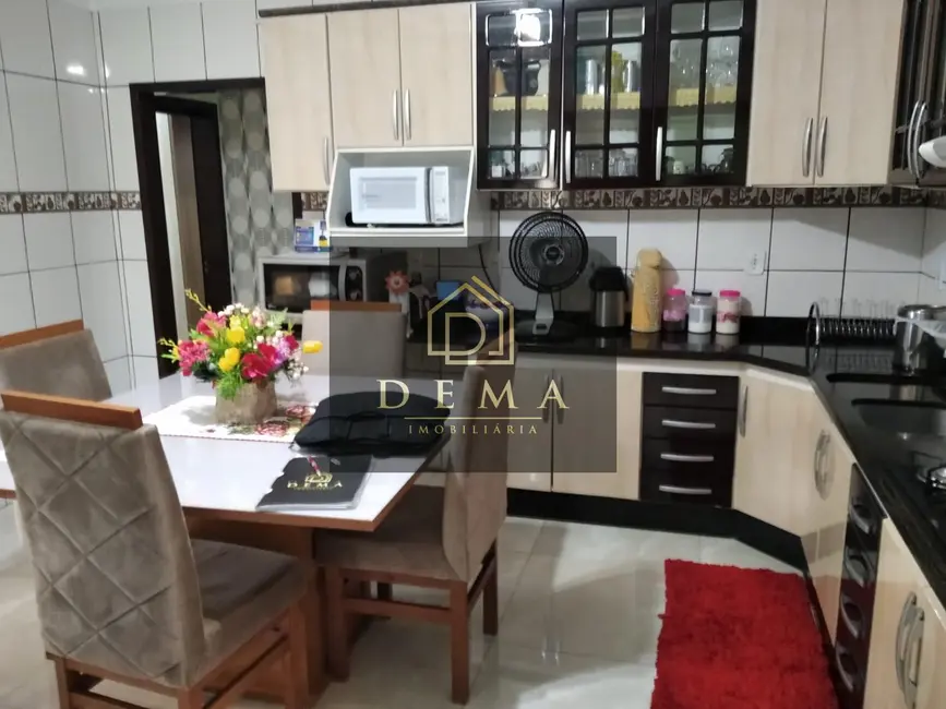 Apartamento com 2 quartos à venda, 121m2 em Jardim Gisela, Toledo - PR - imagem 3 Foto 3 de Apartamento com 2 quartos à venda, 121m2 em Jardim Gisela, Toledo - PR