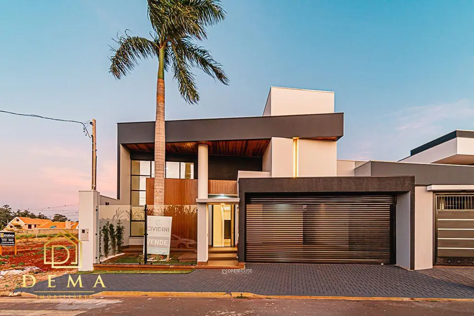 Foto 1 de Casa com 3 quartos à venda, 230m2 em Tocantins, Toledo - PR